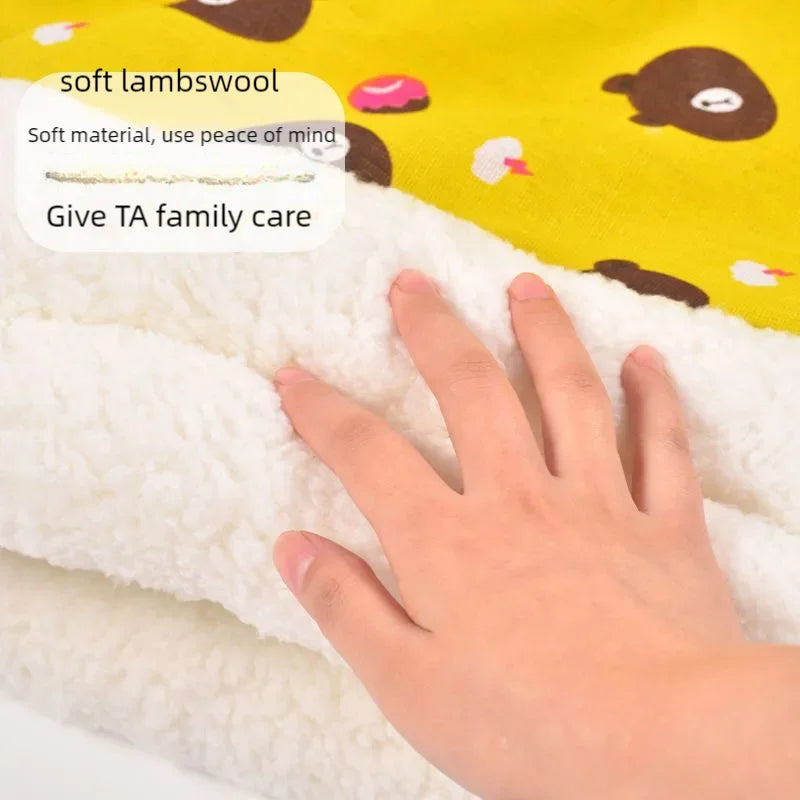 Soft Cuddly Cat Sleeping Bag Fluffy Feel Thickened Pet Pocket Quilt Bed Warm Nest for Kitten Puppy Comfortable Warmth
