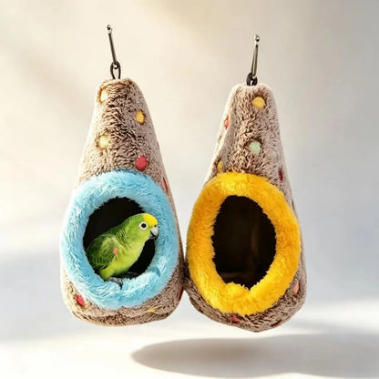 Egg-Shaped Plush Fabric Hanging Nest - Cozy Warmth Winter Birdcage Sleeping Bed for Small-Medium Pet Parrots