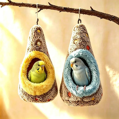Egg-Shaped Plush Fabric Hanging Nest - Cozy Warmth Winter Birdcage Sleeping Bed for Small-Medium Pet Parrots